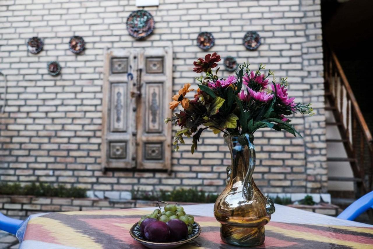 Hotel Umarxon Bukhara Exterior foto